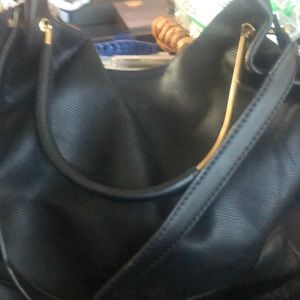 Make An Offer black purse duo straps✔️